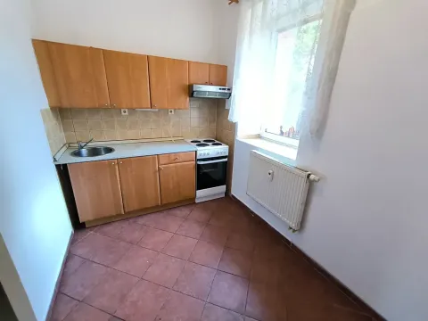 Pronájem bytu 1+1, Povrly, Mírová, 38 m2