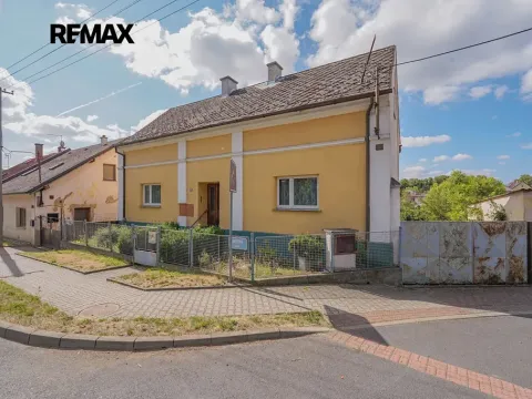 Prodej rodinného domu, Kladruby, Husova, 131 m2