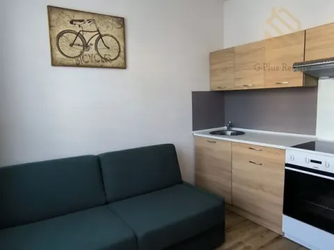 Pronájem bytu 1+kk, Louny, Náměstí Benedikta Rejta, 15 m2