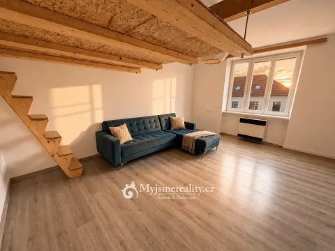 Pronájem bytu 1+1, Znojmo, Loucká, 40 m2