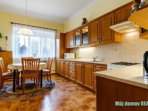 Pronájem vily, Praha - Písnice, 1300 m2