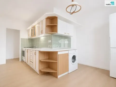 Prodej bytu 2+1, Kroměříž, Čs. armády, 58 m2