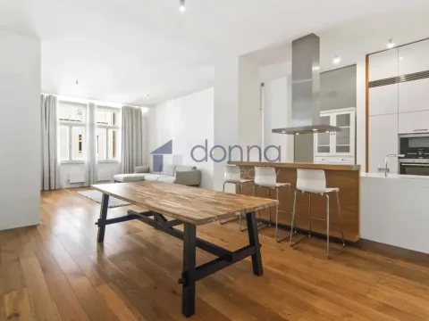 Pronájem bytu 3+kk, Praha, Laubova, 109 m2