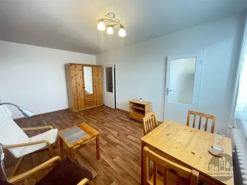 Pronájem bytu 1+1, Praha - Troja, Mazurská, 30 m2