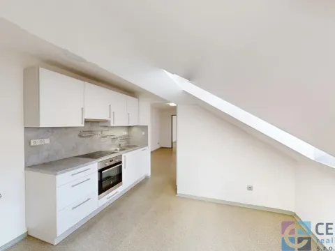 Pronájem bytu 2+1, Jablonec nad Nisou, Podhorská, 58 m2