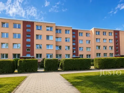Prodej bytu 4+kk, Kamenice, Sídliště II, 77 m2