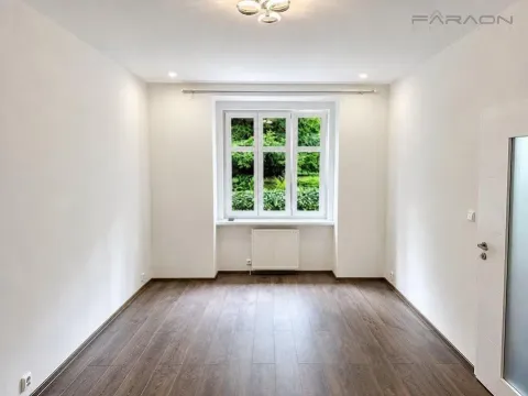 Pronájem bytu 2+kk, Praha - Vysočany, U vysočanského pivovaru, 50 m2