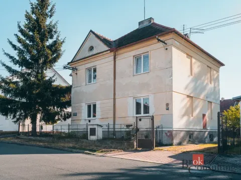 Prodej bytu 3+1, Město Touškov, Líšťanská, 75 m2
