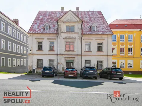 Prodej ubytování, Kovářská, nám. J. Švermy, 520 m2