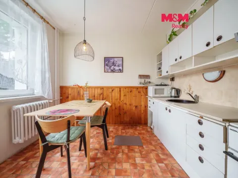 Prodej bytu 2+1, Karlovy Vary - Rybáře, Jana Opletala, 60 m2