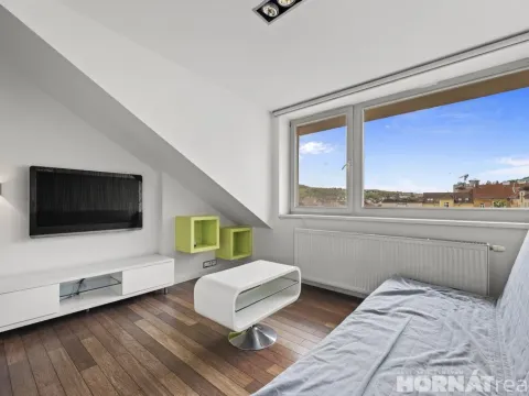 Pronájem bytu 2+kk, Praha - Smíchov, U Paliárky, 47 m2