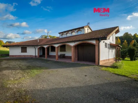 Prodej rodinného domu, Frýdštejn - Sestroňovice, 387 m2