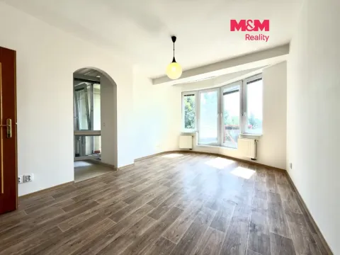 Pronájem bytu 2+1, Praha, U štěpu, 54 m2