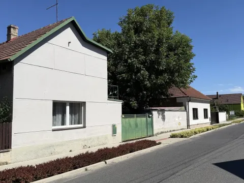 Prodej rodinného domu, Chrást, 132 m2