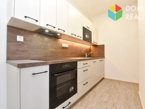Pronájem bytu 2+kk, Praha, Na dolinách, 45 m2