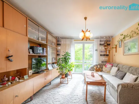 Prodej bytu 2+1, Horní Slavkov, Poštovní, 51 m2