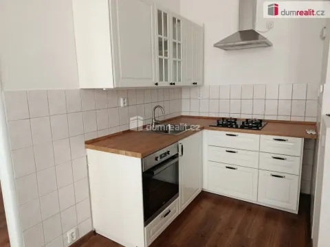 Pronájem bytu 2+kk, Praha - Nové Město, Pod Slovany, 51 m2