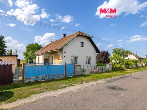 Prodej rodinného domu, Uhersko, 128 m2