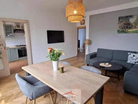 Prodej bytu 3+1, Valašské Meziříčí, Husova, 90 m2