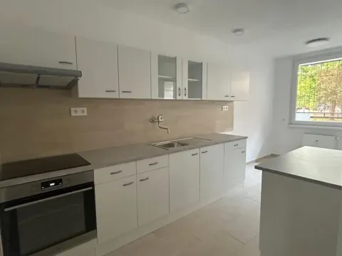 Pronájem bytu 3+1, Praha - Stodůlky, Kettnerova, 90 m2