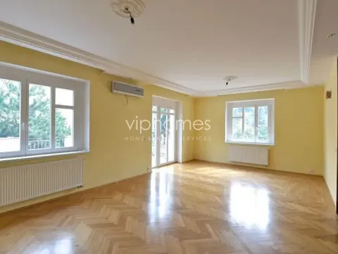 Pronájem vily, Praha - Smíchov, 413 m2