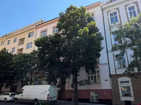 Pronájem bytu 3+1, Praha - Vinohrady, Šmilovského, 81 m2