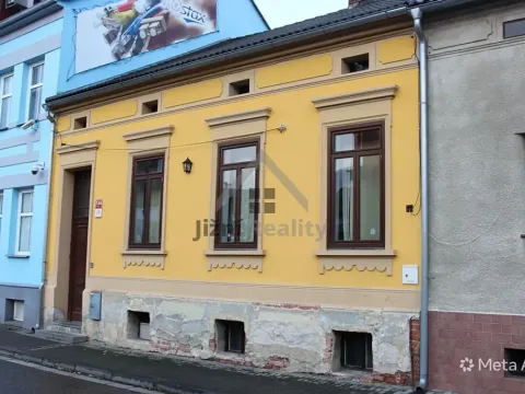 Prodej rodinného domu, České Budějovice, V. Nezvala, 200 m2