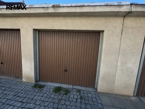 Pronájem garáže, Zlín, Fügnerovo nábřeží, 20 m2