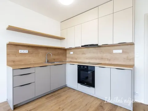 Pronájem bytu 2+kk, Brandýs nad Labem-Stará Boleslav, Josefa Truhláře, 52 m2