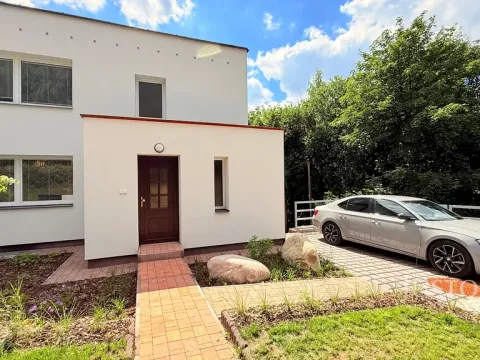 Pronájem bytu 2+1, Liberec - Liberec IV-Perštýn, U Krematoria, 65 m2
