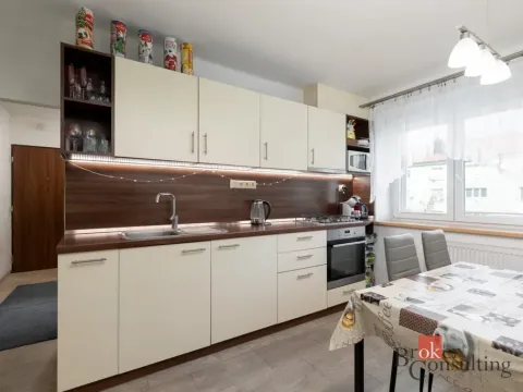 Prodej bytu 3+1, Hranice - Hranice I-Město, Nová, 71 m2