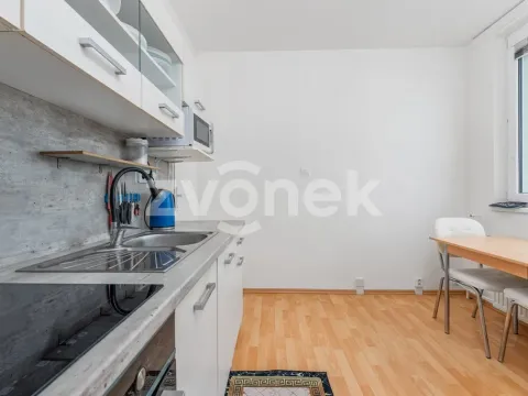 Prodej bytu 3+1, Zlín, Budovatelská, 69 m2