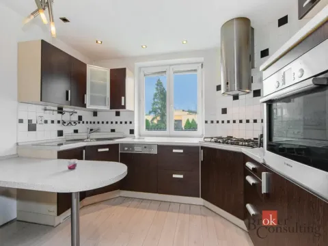 Prodej bytu 2+1, Tmaň, Sídliště, 49 m2