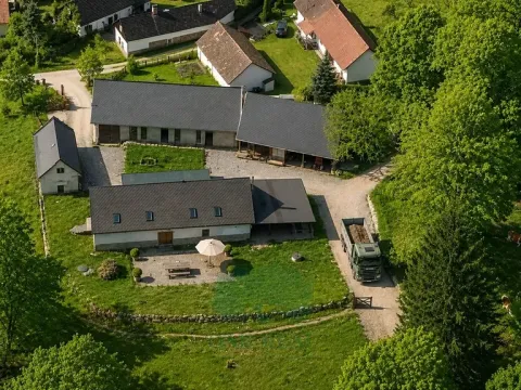 Prodej zemědělského objektu, Vrchotovy Janovice, 952 m2