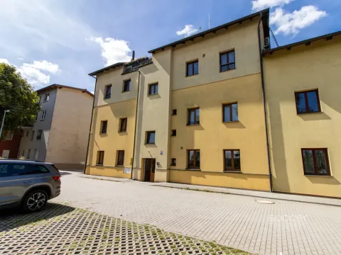 Prodej bytu 1+1, Praha - Satalice, Za Novákovou zahradou, 31 m2