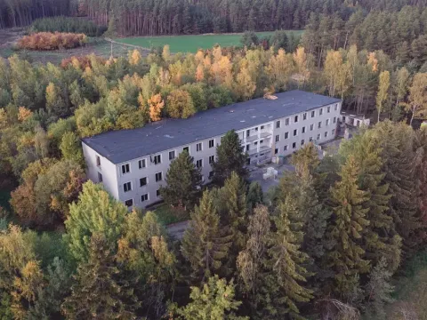 Prodej komerční, Pernarec, 2000 m2