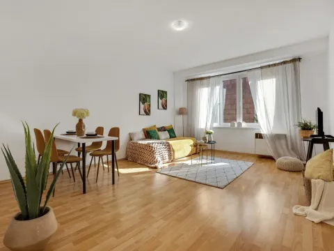 Prodej bytu 2+kk, Praha - Holešovice, Na Maninách, 57 m2