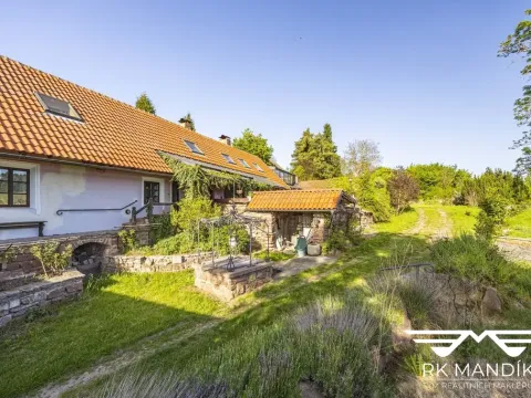 Prodej rodinného domu, Oplany, 270 m2