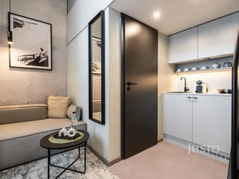 Prodej bytu 1+kk, Praha - Karlín, Prvního pluku, 21 m2