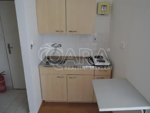 Pronájem bytu 2+kk, Nový Jičín, Úzká, 30 m2