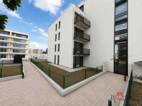 Prodej bytu 2+kk, Plzeň - Jižní Předměstí, Železná, 58 m2
