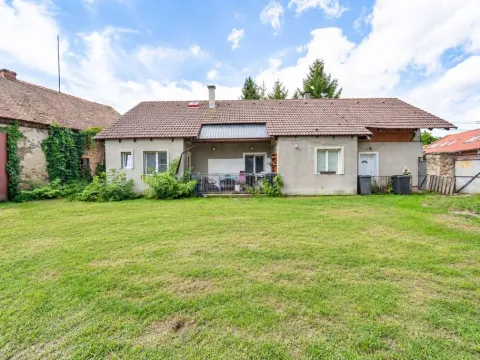 Prodej rodinného domu, Břežany I, 170 m2