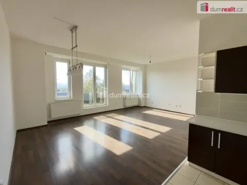 Pronájem bytu 4+kk, Chlumec, Holubova, 100 m2