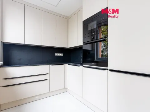 Prodej bytu 2+1, Ostrava, Výškovická, 57 m2