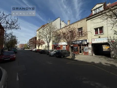 Prodej činžovního domu, Praha - Strašnice, Na hroudě, 400 m2