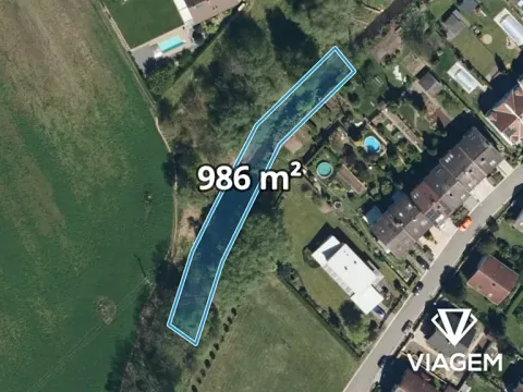 Prodej podílu pole, Lázně Bohdaneč, 575 m2