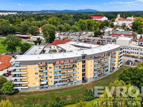 Prodej bytu 2+kk, Břeclav, třída 1. máje, 48 m2