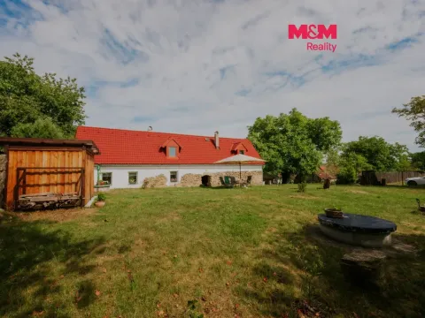 Prodej rodinného domu, Kadov - Lnářský Málkov, 250 m2