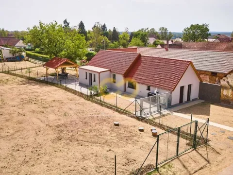 Prodej rodinného domu, Mladošovice, 75 m2