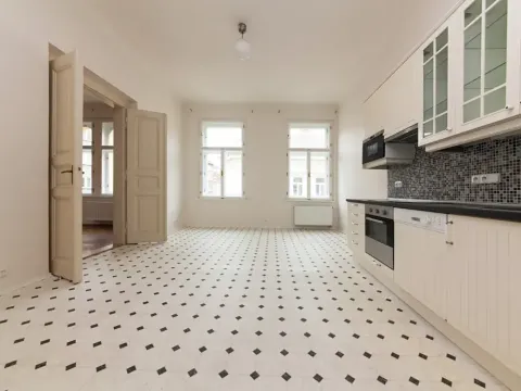 Pronájem bytu 2+1, Praha - Vinohrady, Perunova, 82 m2